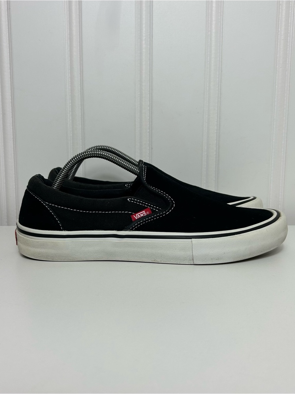Vans slip on pro red tag black ultracush white sole men’s 11